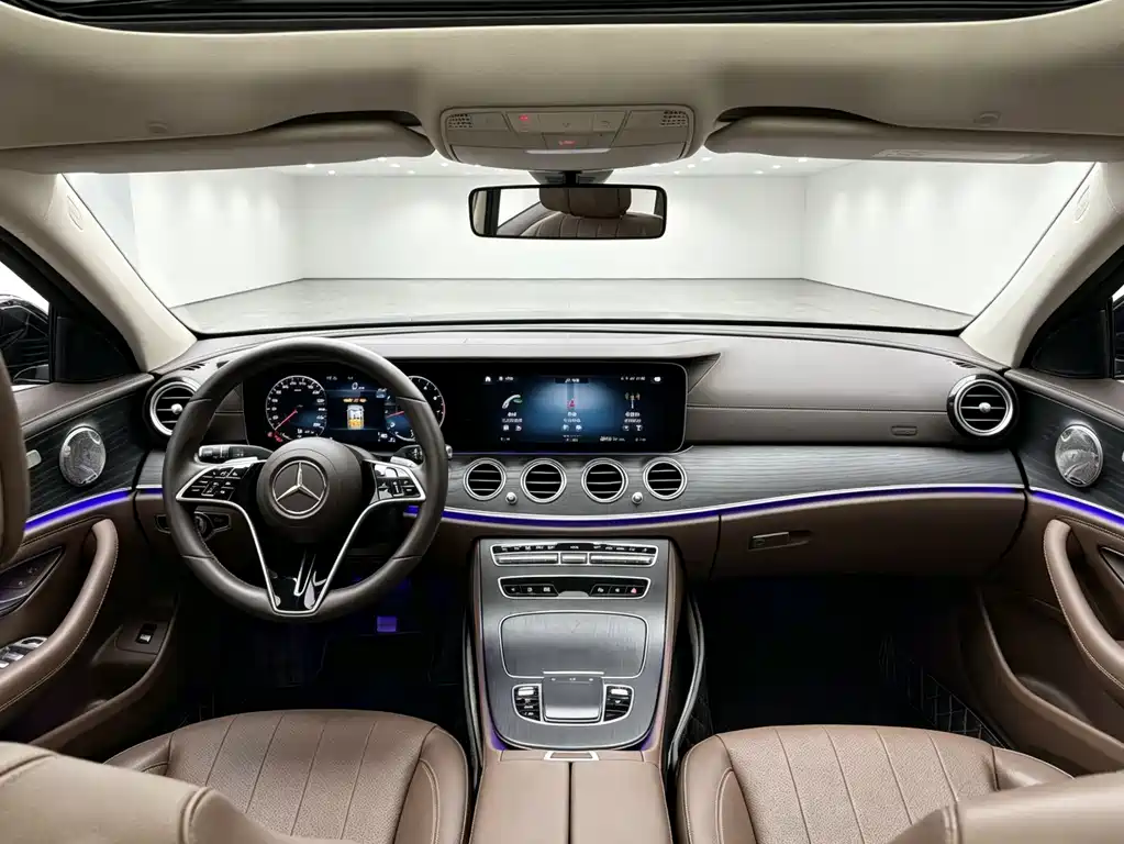 Mercedes-Benz E-Class 2023 — фото 6