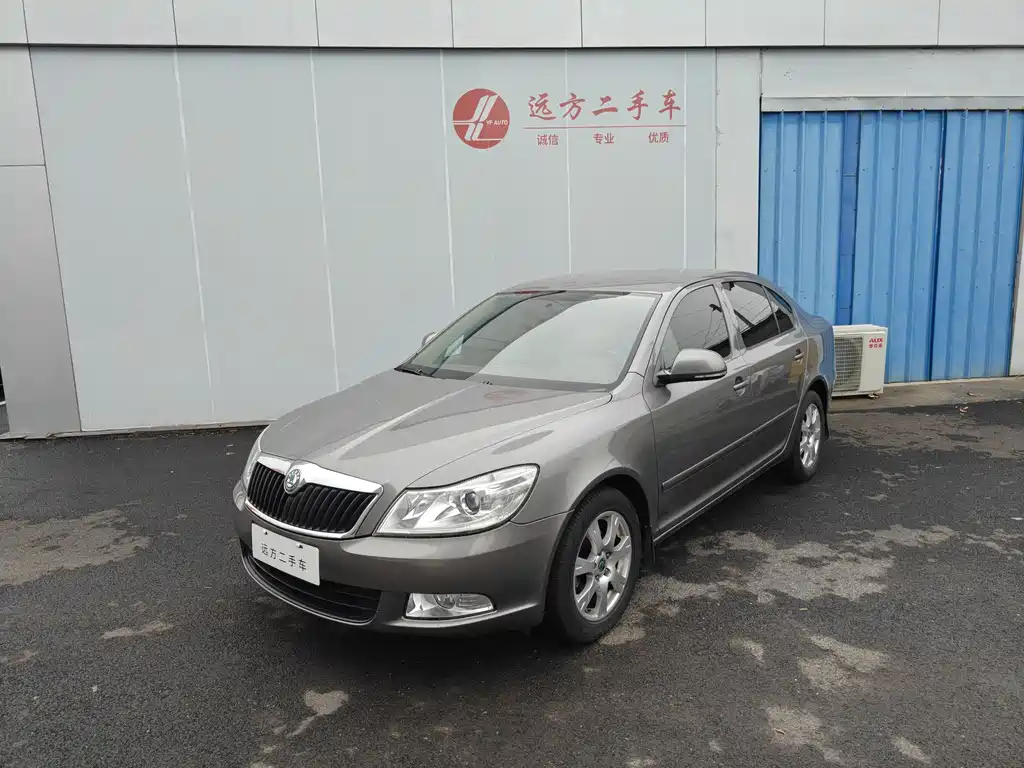 Skoda Octavia 2013 — фото 1