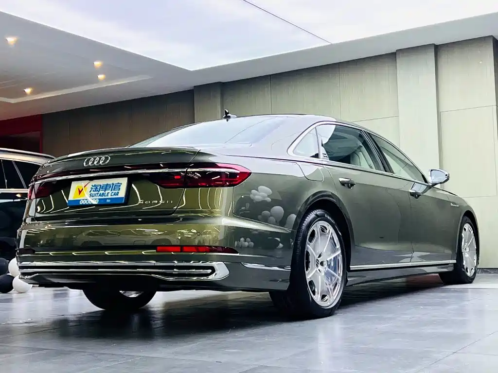 Audi A8 2024 — фото 4