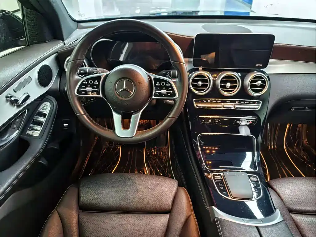 Mercedes-Benz GLC 2020 — фото 10