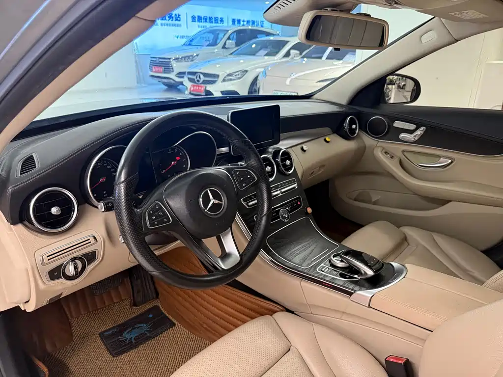 Mercedes-Benz C-Class 2016 — фото 10