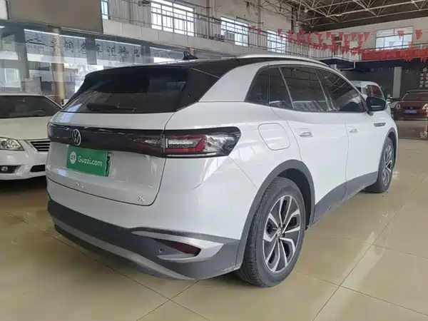 Volkswagen ID.4 X 2023