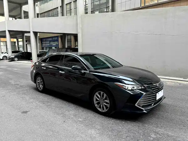 Toyota Avalon 2019
