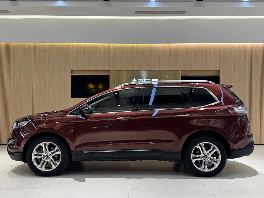 Ford Edge 2017 — фото 3