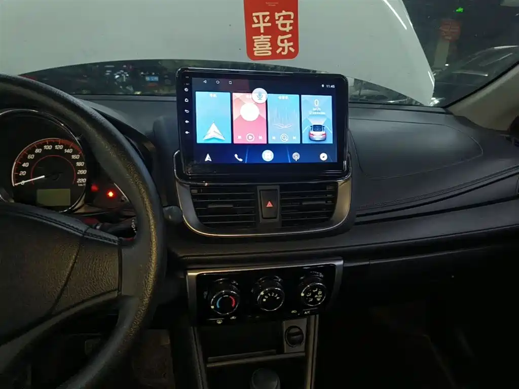 Toyota Yaris L 2021 — фото 13
