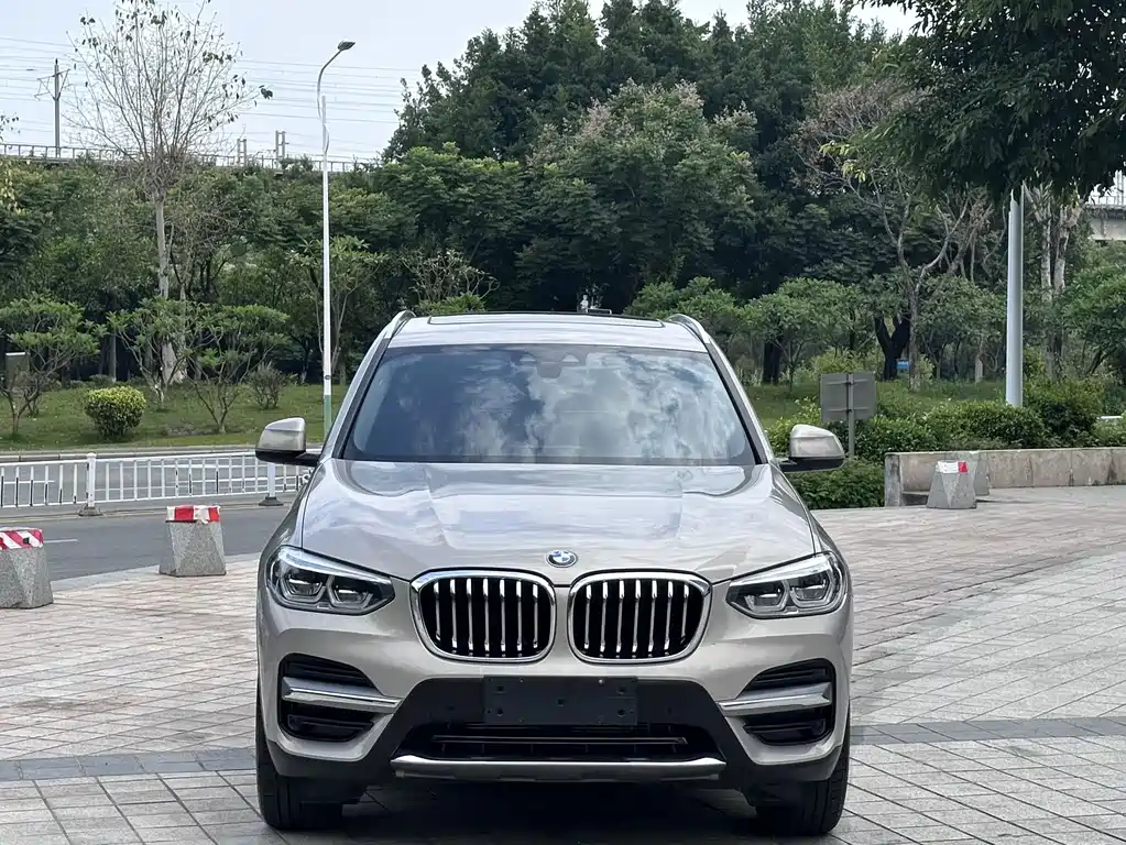 BMW X3 2021 — фото 2