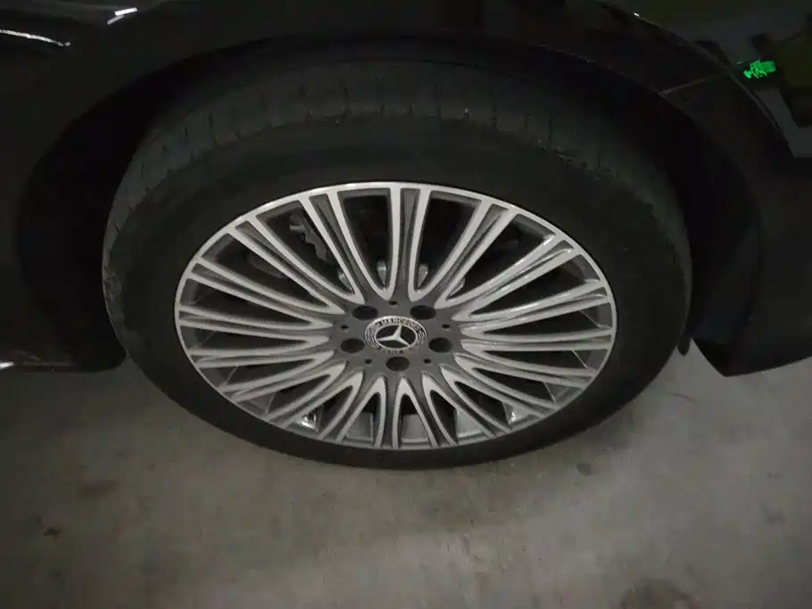 Mercedes-Benz E-Class 2022