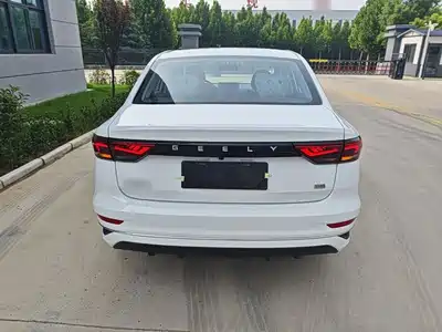 Geely Emgrand 2026