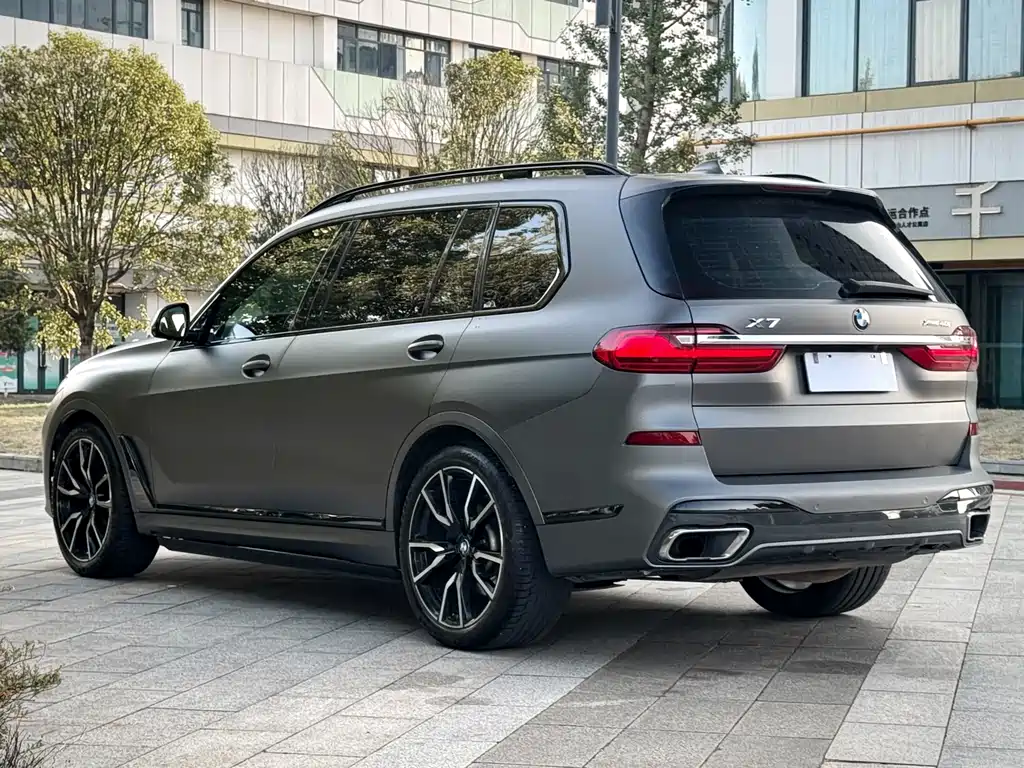 BMW X7 2020 — фото 9