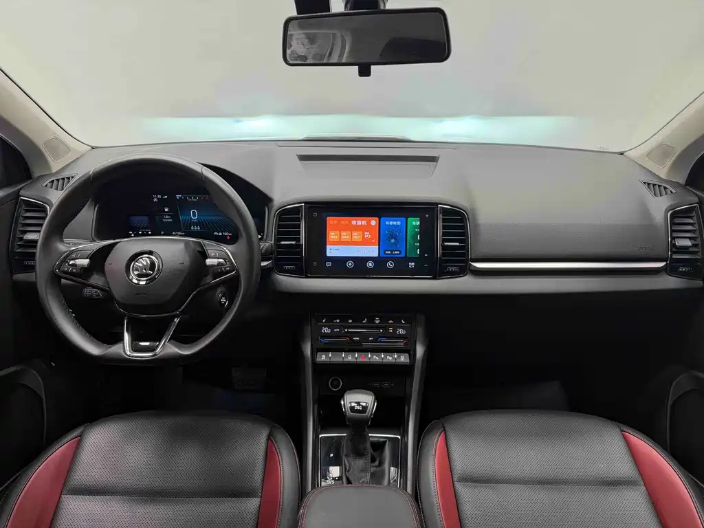 Skoda Karoq 2023 — фото 13
