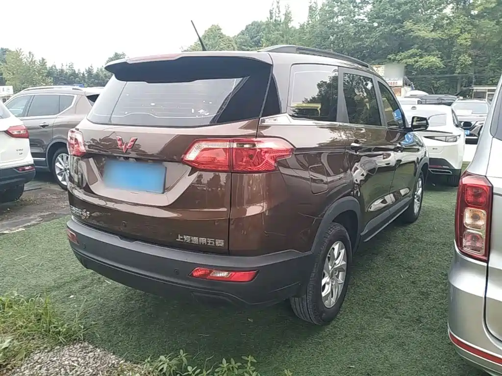 Wuling Hongguang S3 2021 — фото 7
