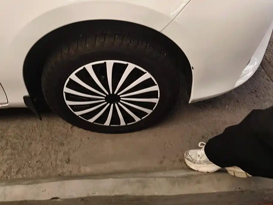 Toyota Yaris L 2020