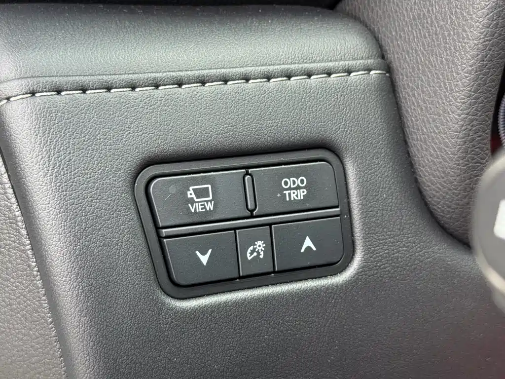 Lexus LX 2023 — фото 16