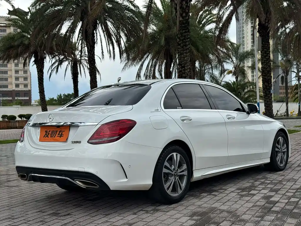 Mercedes-Benz C-Class 2020 — фото 9
