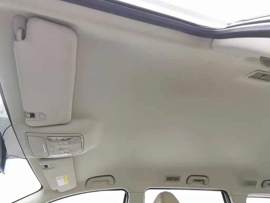 GAC Trumpchi M6 2020 — фото 14