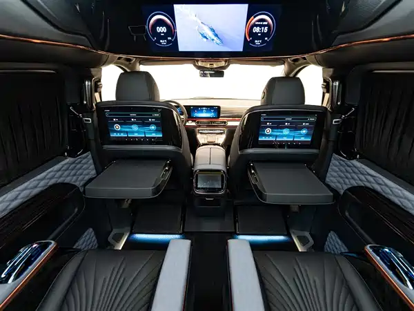 Mercedes-Benz V-Class 2025