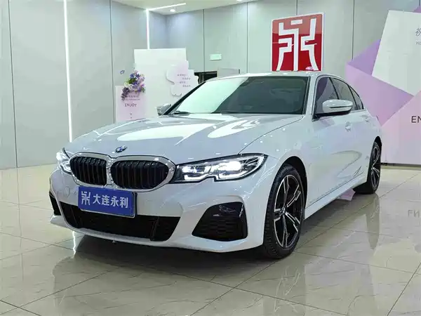 BMW 3 Series 2022