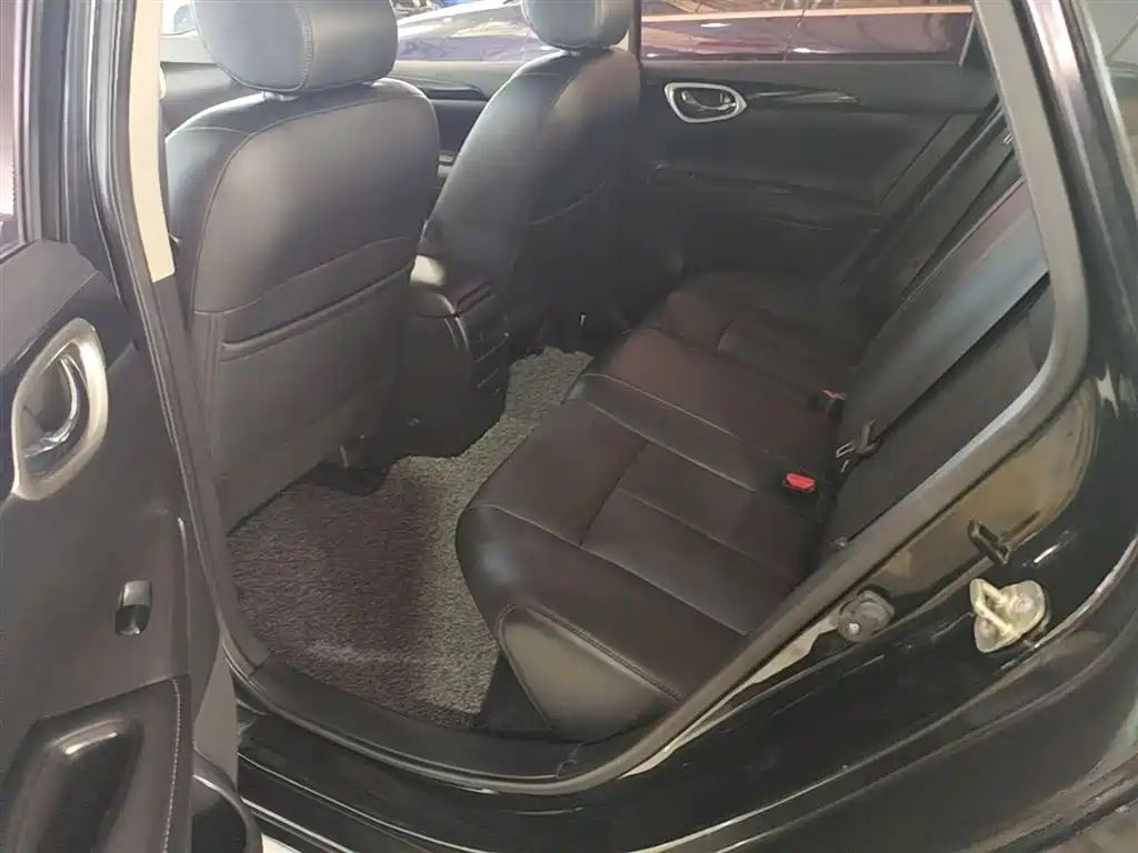 Nissan Sylphy 2018 — фото 17