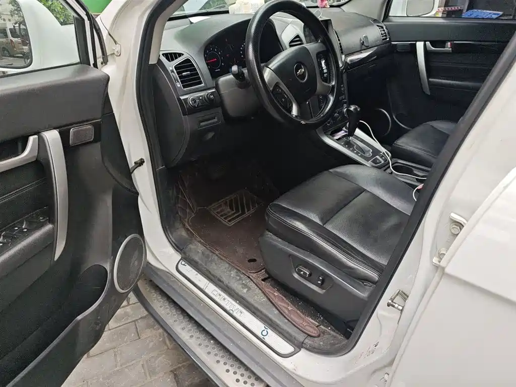 Chevrolet Captiva 2015 — фото 17