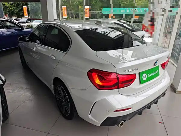 BMW 1 Series 2023