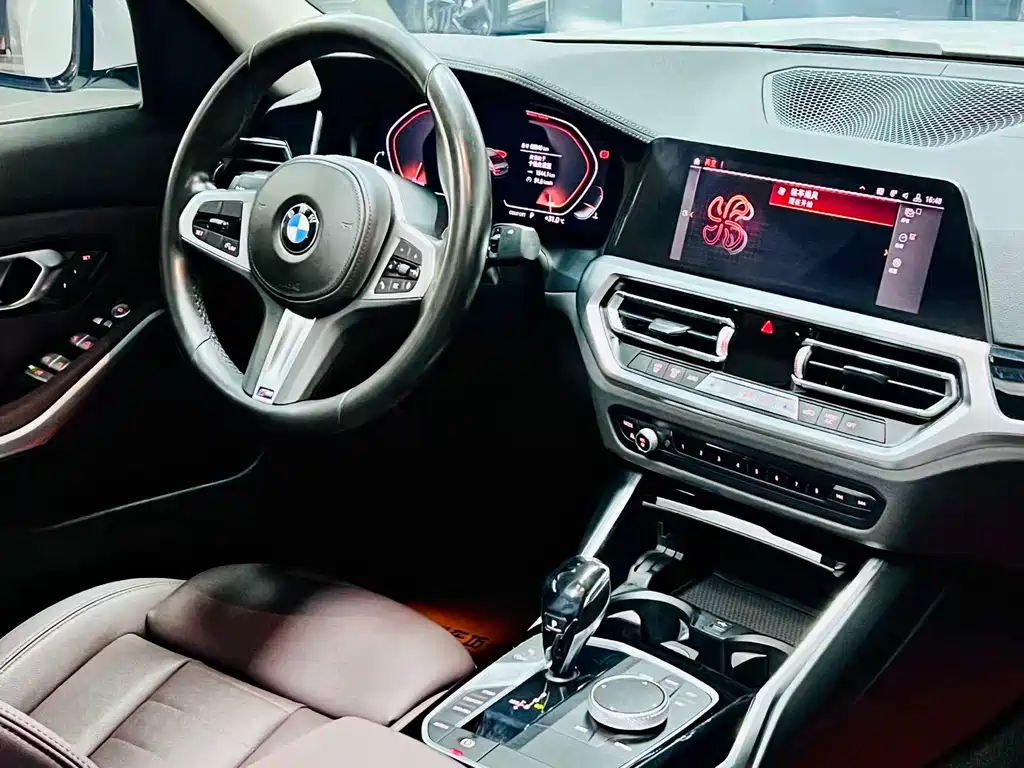BMW 3 Series 2020 — фото 9