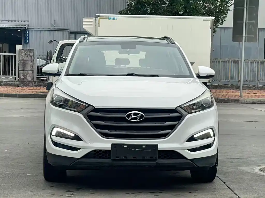 Hyundai Tucson 2018 — фото 2