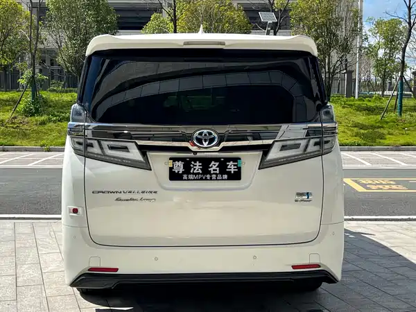 Toyota Vellfire 2022