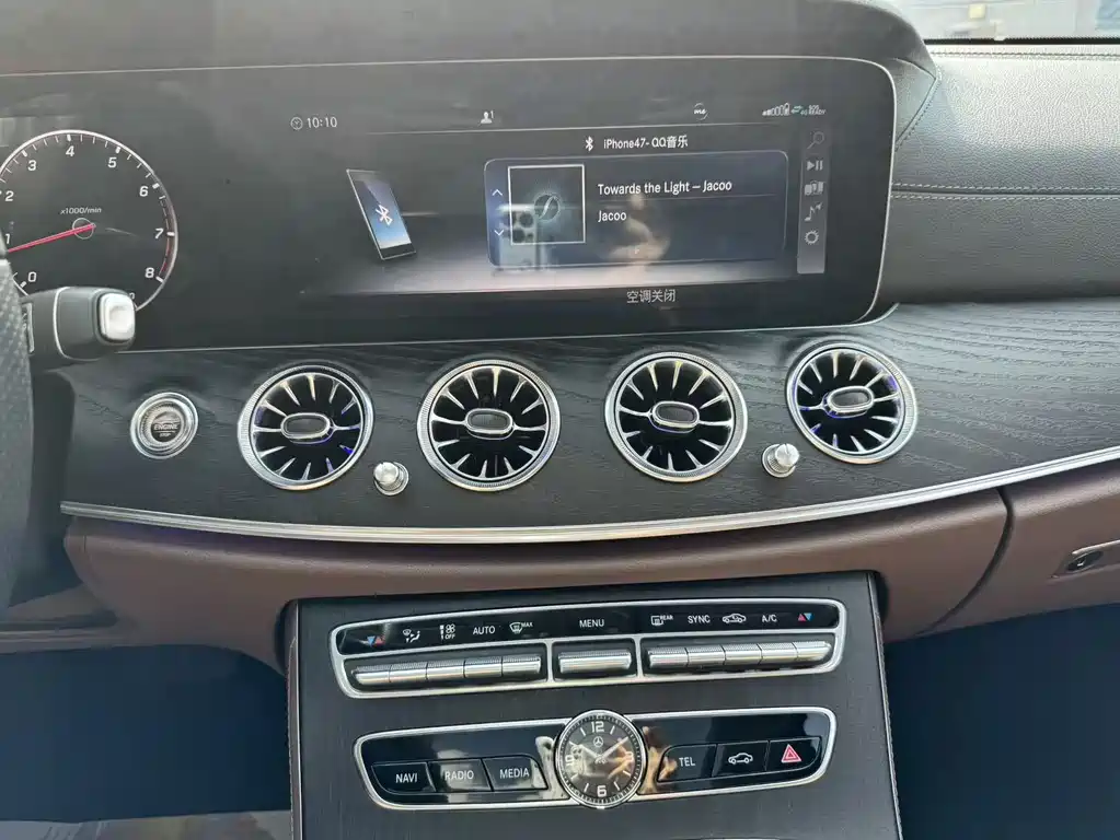 Mercedes-Benz E-Class 2019 — фото 13