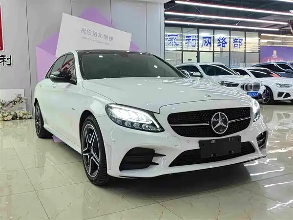 Mercedes-Benz C-Class 2021