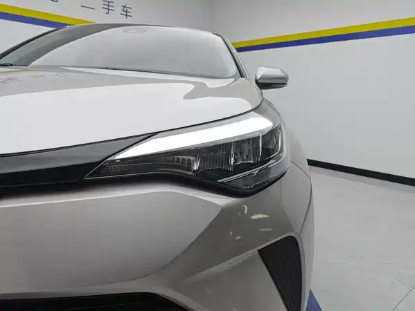 Toyota C-HR 2021