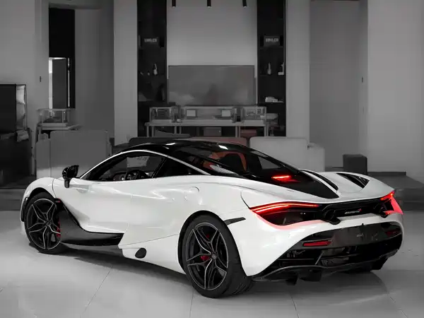 McLaren 720S 2017