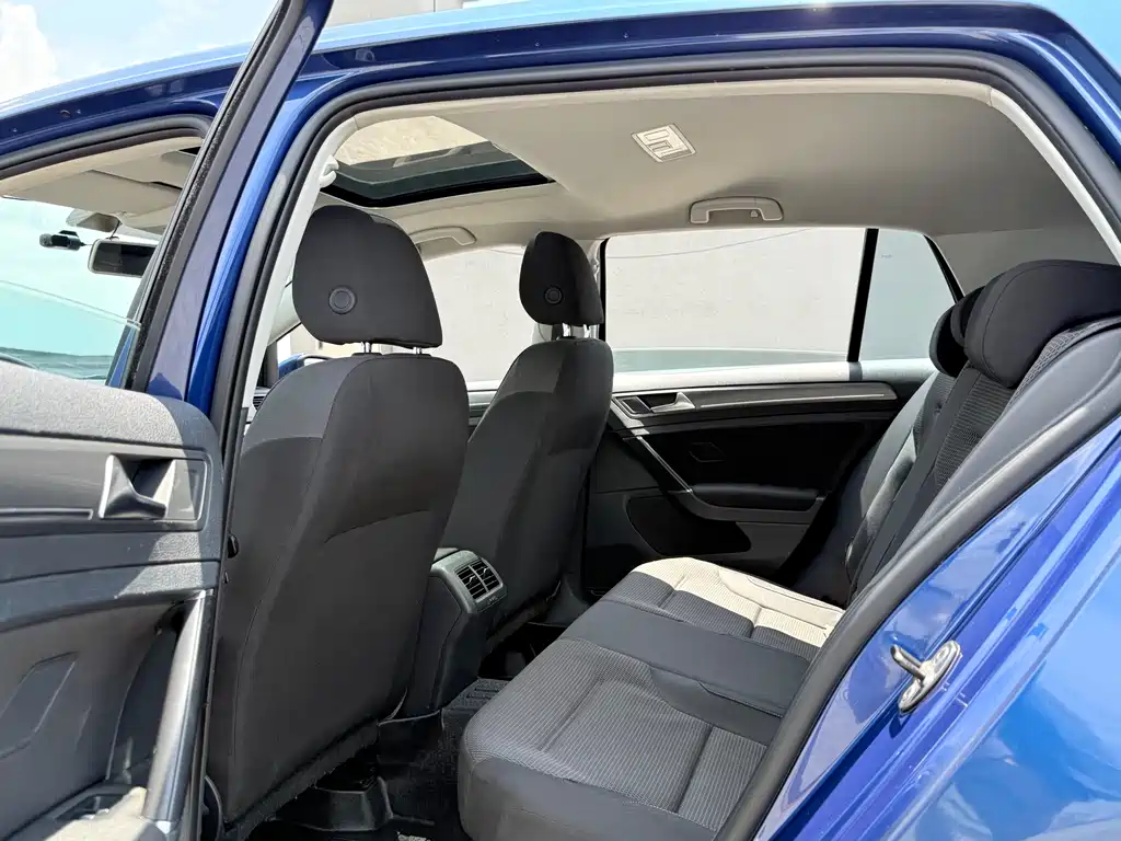 Volkswagen Golf 2014