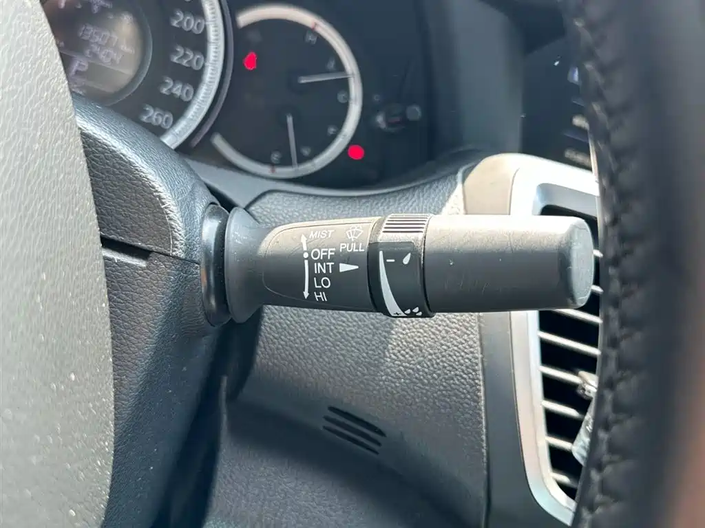 Honda Accord 2014 — фото 25