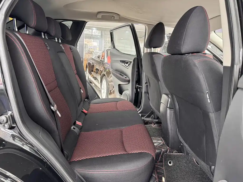Nissan Qashqai 2018 — фото 13