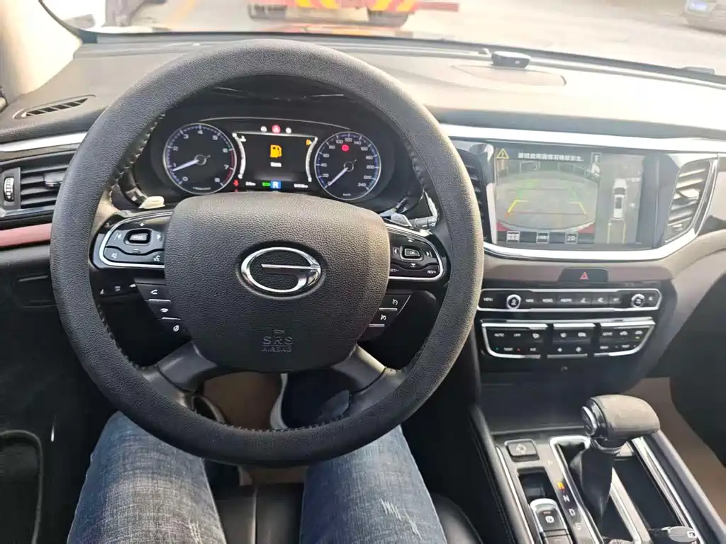 GAC Motor Trumpchi GS8 2017 — фото 10