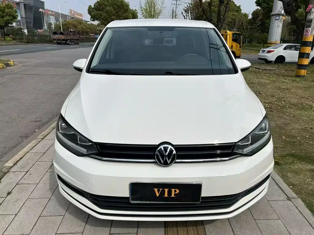 Volkswagen Touran 2021