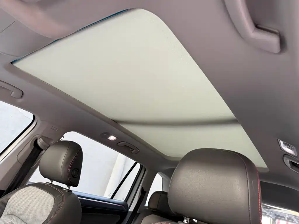 Volkswagen Tiguan L 2021 — фото 20