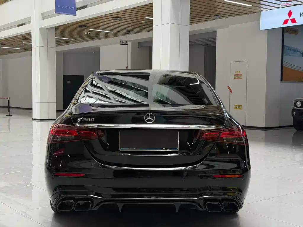 Mercedes-Benz E-Class 2021