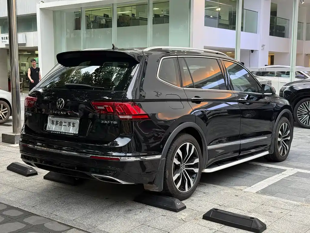 Volkswagen Tiguan L 2020 — фото 6