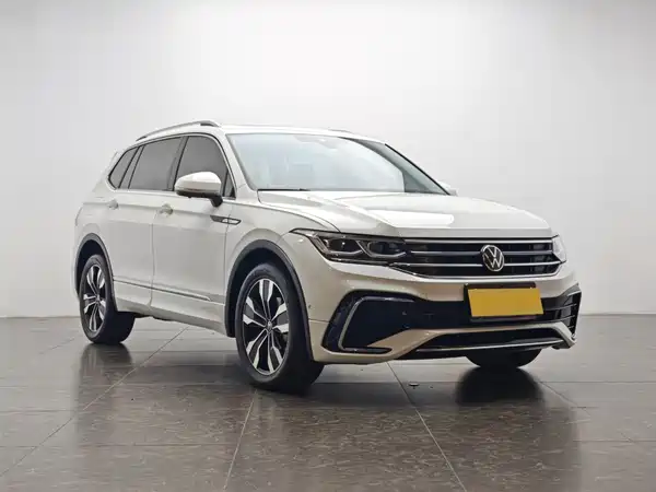 Volkswagen Tiguan L 2023