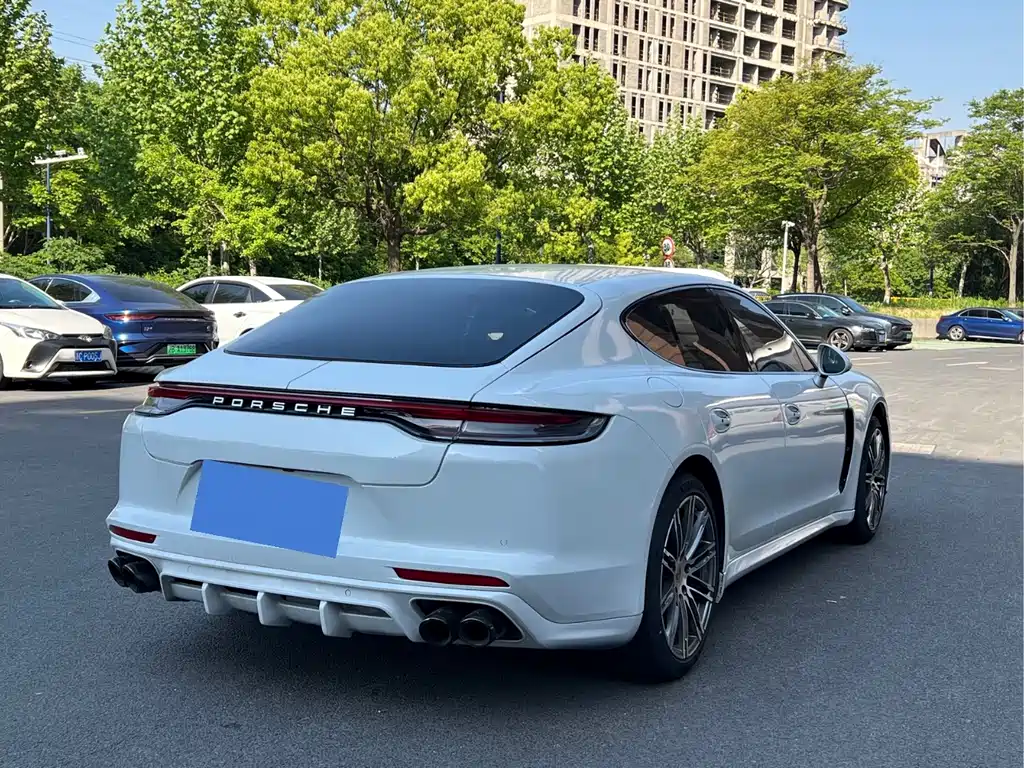Porsche Panamera 2017 — фото 4