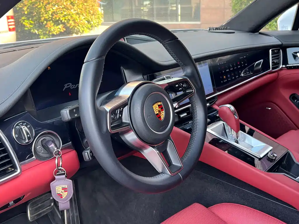 Porsche Panamera 2017 — фото 9