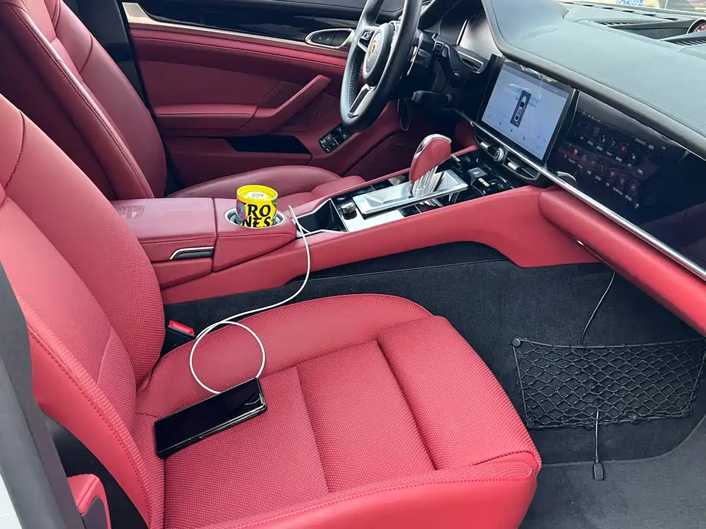 Porsche Panamera 2017 — фото 14