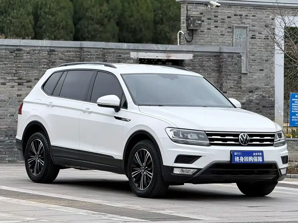 Volkswagen Tiguan L 2021 — фото 2