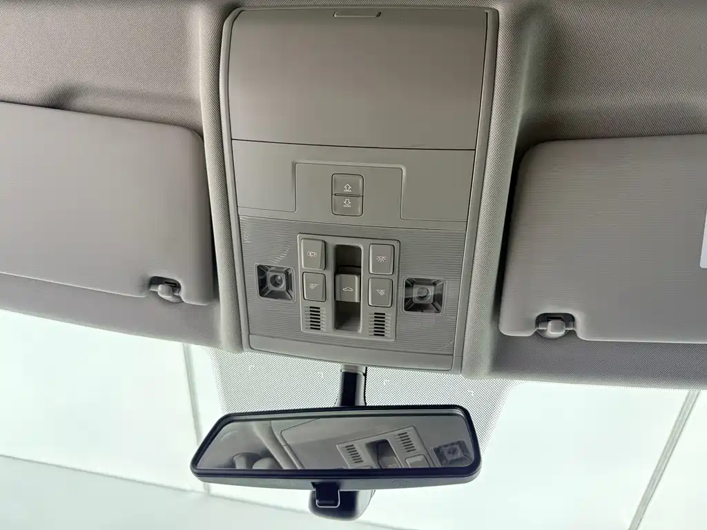 Volkswagen Tiguan L 2022 — фото 16