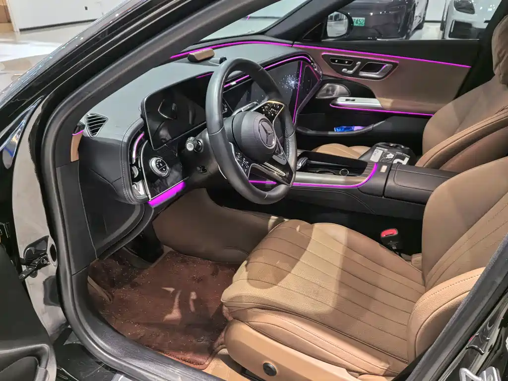 Mercedes-Benz E-Class 2024