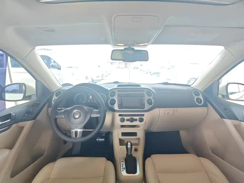 Volkswagen Tiguan 2014