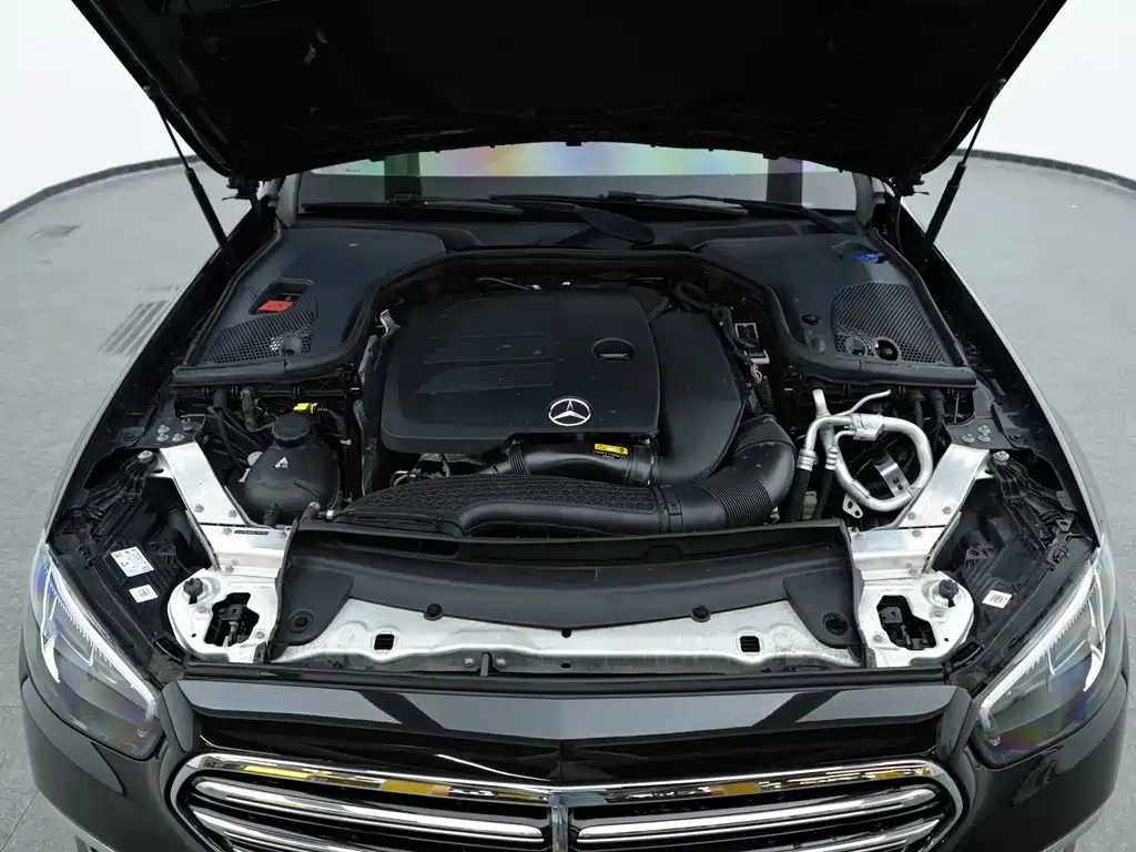 Mercedes-Benz E-Class 2022 — фото 22
