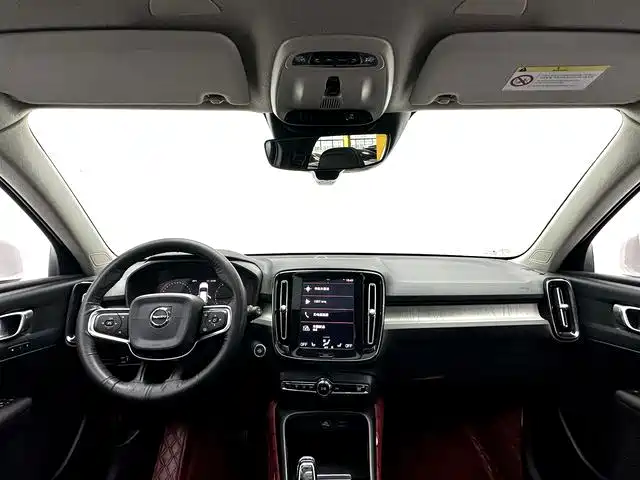 Volvo XC40 2020 — фото 4