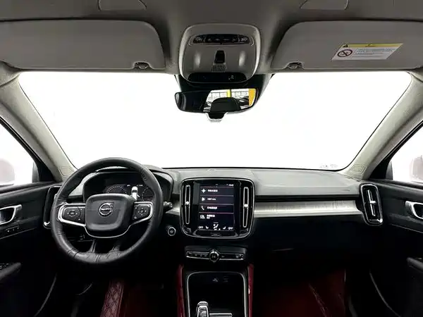Volvo XC40 2020